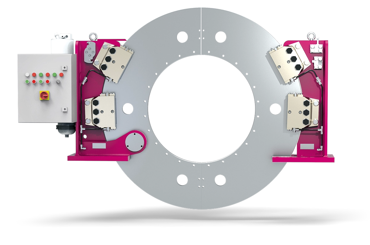 Industrielle Scheibenbremse einer Hebelbremse von ATEK Drive Solutions bei der fachgerechten Wartung und Reinigung mit Bremsenreiniger.